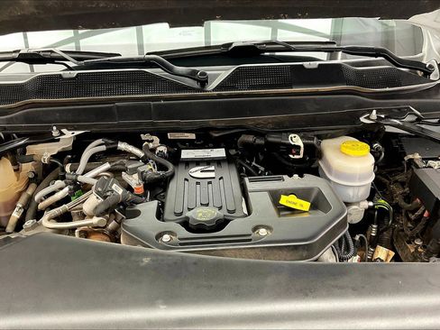Used 2025 RAM 2500 Big Horn image 9