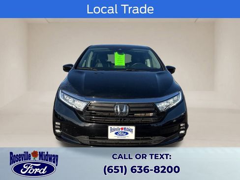 Used 2023 Honda Odyssey Touring image 2
