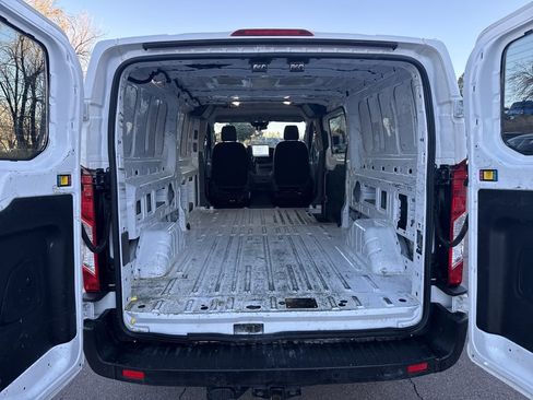 Used 2023 Ford Transit 250 Low Roof AWD image 19