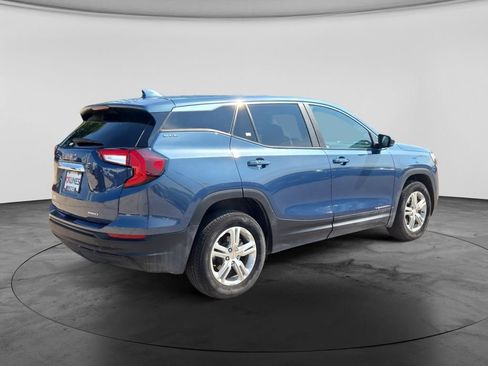 Used 2024 GMC Terrain SLE AWD/4WD image 8