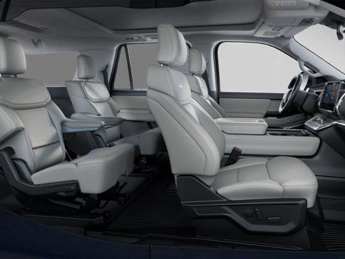 New 2025 Ford Expedition Max Platinum w/ Driver's Package image 28