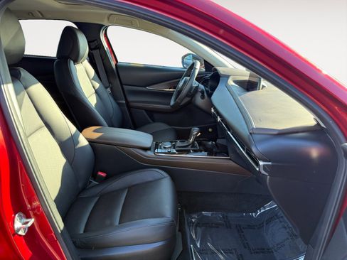 Certified 2025 MAZDA CX-30 2.5 Turbo w/ Premium Package image 19