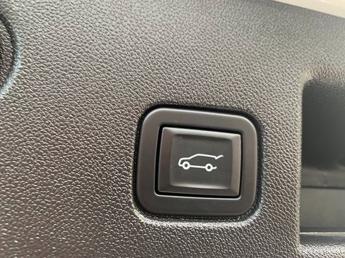 Used 2024 Chevrolet Equinox RS image 15