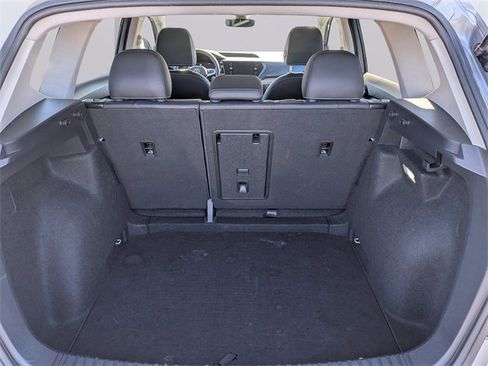 Certified 2024 Volkswagen Taos SE image 12