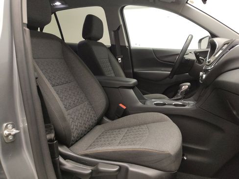 Used 2024 Chevrolet Equinox LT image 21