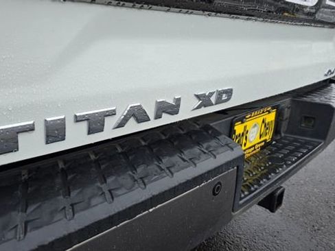 Used 2019 Nissan Titan Platinum Reserve w/ Platinum Utility Package image 7