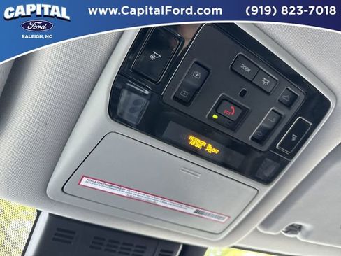 Used 2024 Toyota Grand Highlander AWD image 33