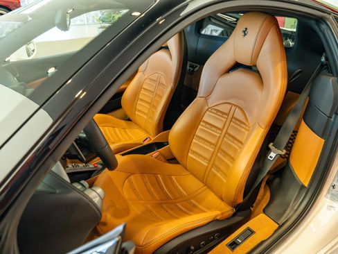 Certified 2016 Ferrari 488 GTB RWD image 11