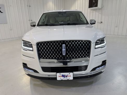 Used 2023 Lincoln Navigator Black Label AWD/4WD image 33