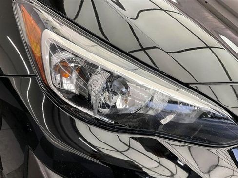 Used 2021 Subaru Crosstrek 2.5i Sport w/ Moonroof Package image 28