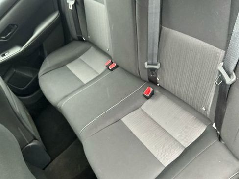 Used 2025 Nissan Sentra SV FWD image 14