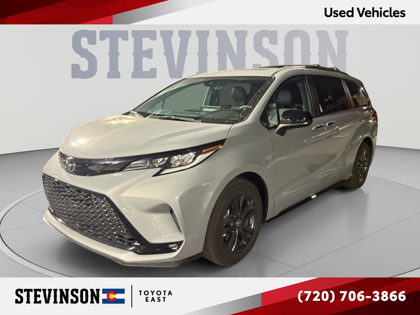 Used 2026 Toyota Sienna XSE AWD/4WD image 1