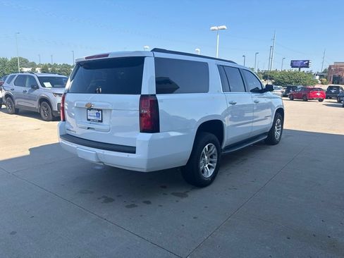 Used 2019 Chevrolet Suburban LT AWD/4WD image 5