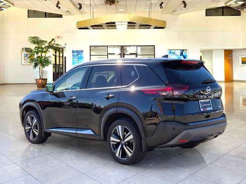 Certified 2021 Nissan Rogue SL FWD image 7