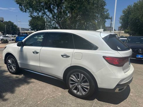 Used 2018 Acura MDX w/ Technology Package FWD image 2