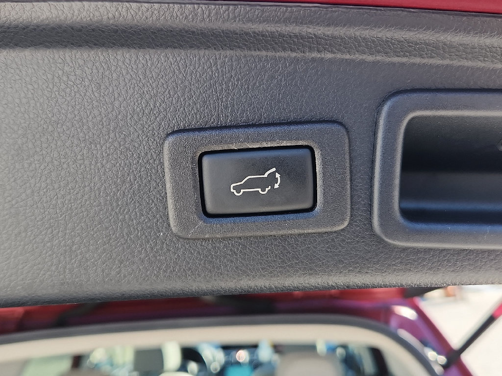Used 2018 Subaru Forester 2.5i Limited AWD/4WD image 25