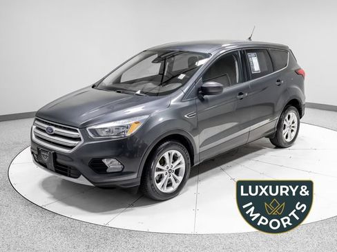 Used 2019 Ford Escape SE AWD/4WD image 1