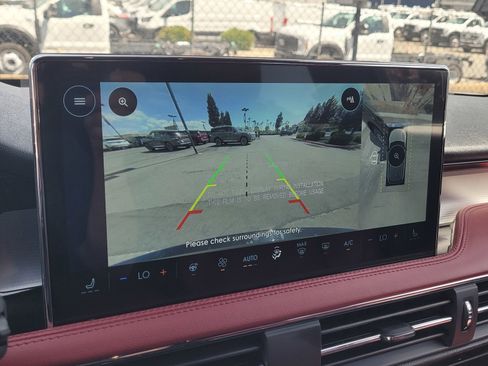 New 2025 Lincoln Corsair Reserve w/ Equipment Group 202A image 12