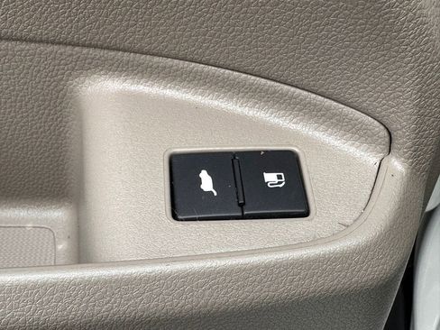 Used 2016 Honda Pilot Touring image 26