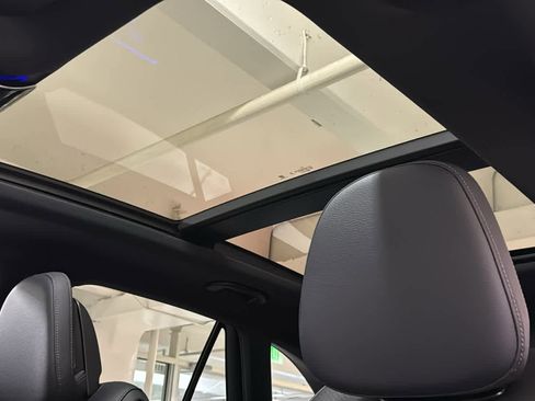 New 2026 Mercedes-Benz GLC 300 4MATIC image 23