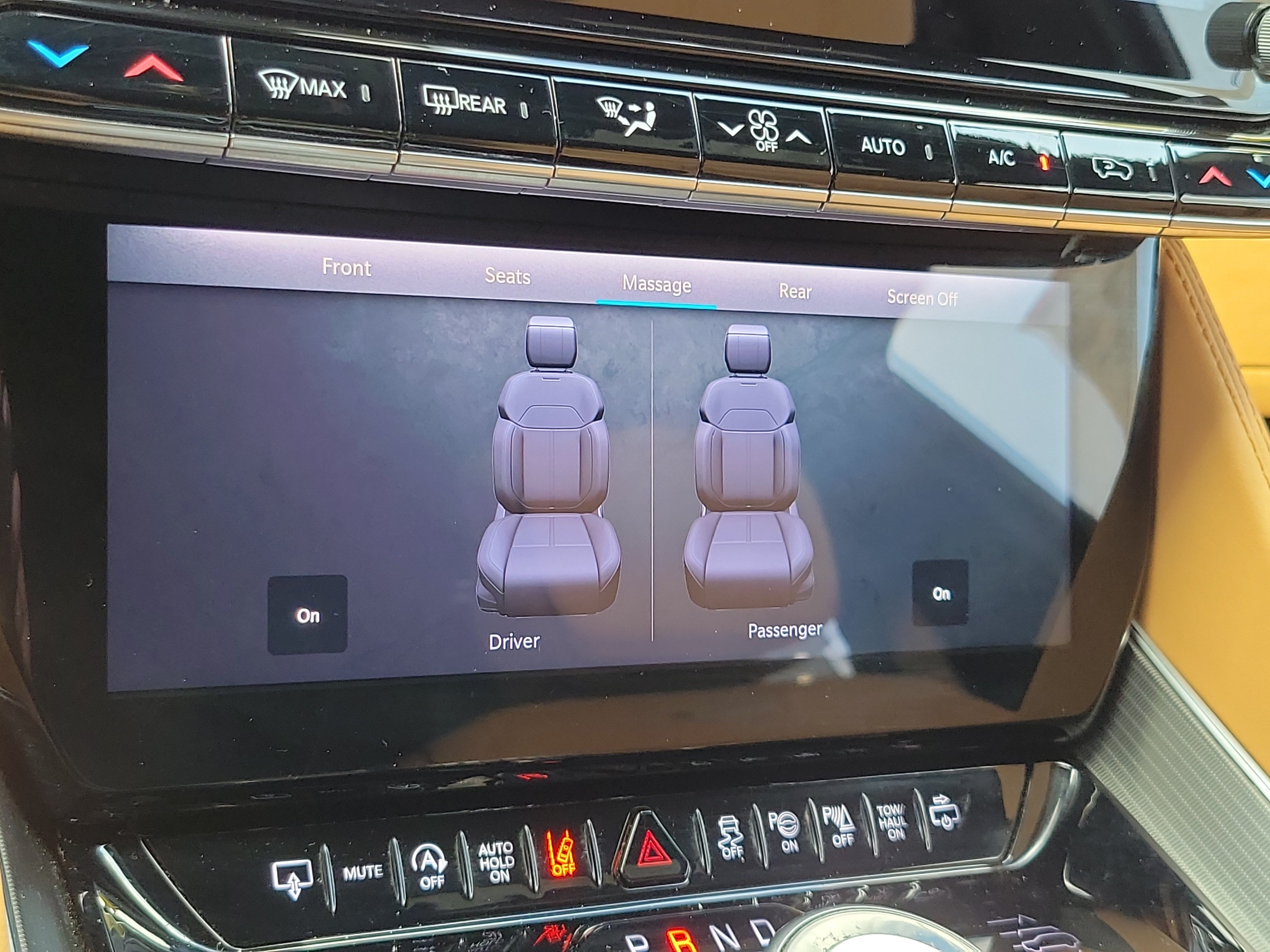 Used 2025 Jeep Grand Wagoneer Series III w/ Rear Seat Video Group 1 AWD/4WD image 22