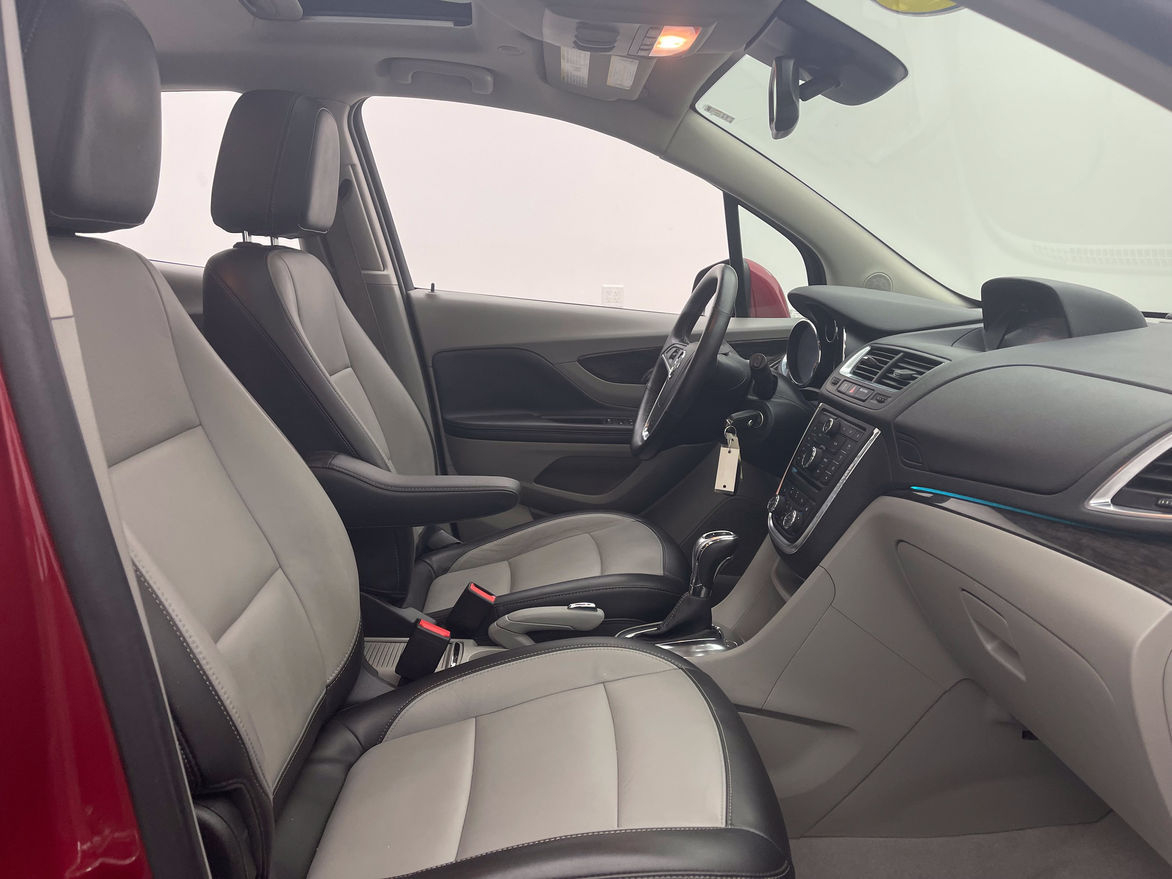 Used 2016 Buick Encore Leather FWD image 33