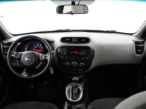 Used 2015 Kia Soul FWD image 13