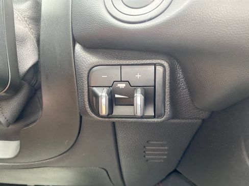 Used 2023 Dodge Durango GT AWD/4WD image 40