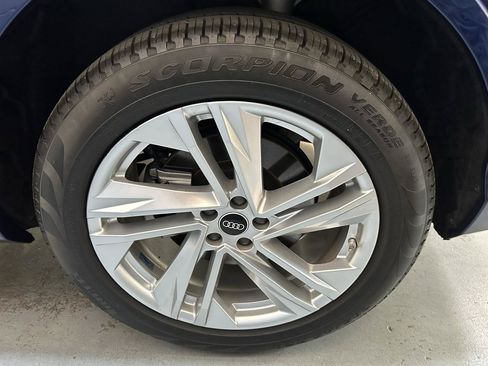 Used 2022 Audi Q7 2.0T Premium Plus w/ Premium Plus Package AWD/4WD image 27