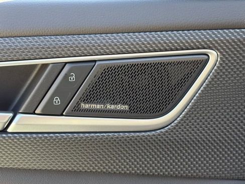 Used 2024 Volkswagen Atlas Cross Sport SEL Premium R-Line image 16