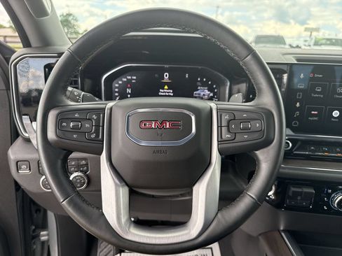Used 2024 GMC Sierra 1500 SLT w/ SLT Premium Plus Package AWD/4WD image 23