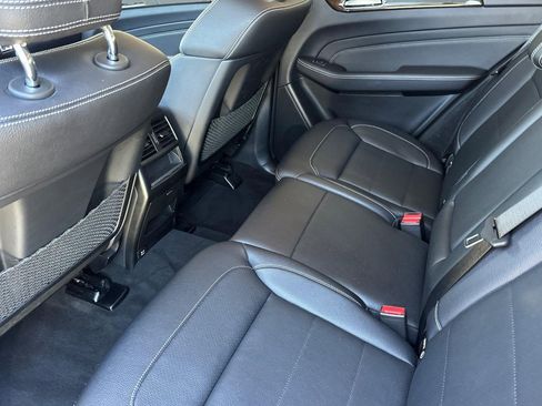 Used 2015 Mercedes-Benz ML 350 4MATIC image 26