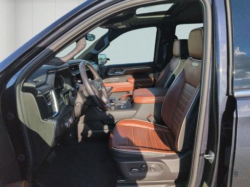 Used 2024 GMC Sierra 1500 Denali Ultimate AWD/4WD image 12