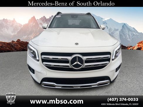 Certified 2022 Mercedes-Benz GLB 250 4MATIC w/ Premium Package Lite image 19