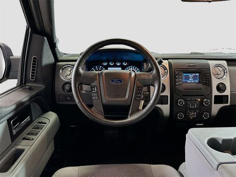 Used 2014 Ford F150 XLT w/ Equipment Group 302A Luxury image 22
