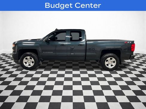 Used 2018 Chevrolet Silverado 1500 LT w/ All Star Edition AWD/4WD image 5