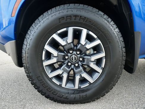 Used 2024 Nissan Frontier SL w/ Technology Package image 30