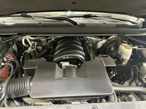 Used 2016 Chevrolet Suburban LTZ AWD/4WD image 37