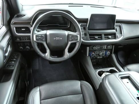 Used 2023 Chevrolet Tahoe Z71 w/ Luxury Package image 4