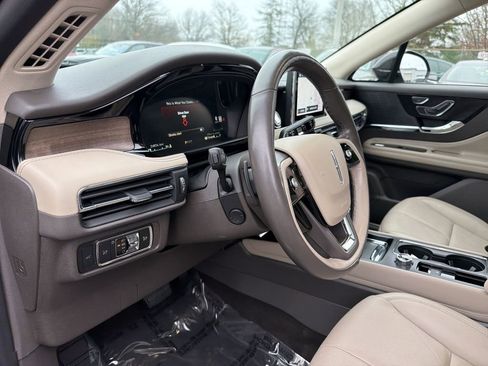 Certified 2022 Lincoln Corsair Reserve w/ Equipment Group 201A image 20