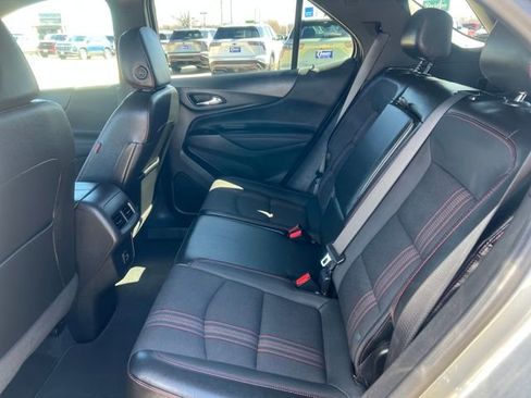 Used 2023 Chevrolet Equinox RS FWD image 13