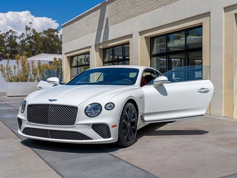 Used 2024 Bentley Continental GT Speed image 19