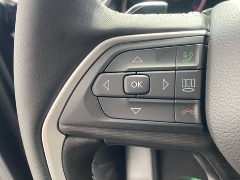 New 2025 Jeep Grand Cherokee Laredo X w/ Luxury Tech Group I image 17