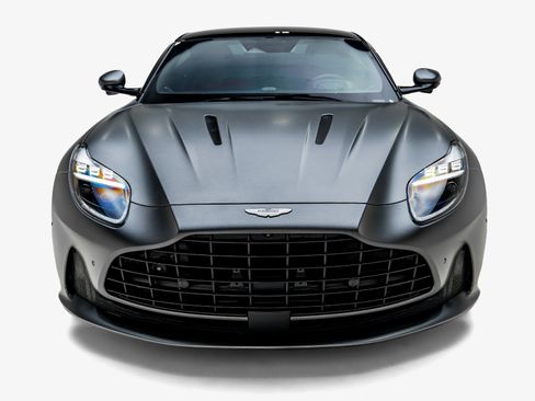Used 2024 Aston Martin DB12 Coupe RWD image 8
