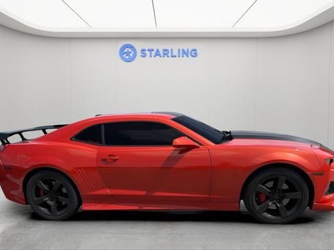 Used 2010 Chevrolet Camaro SS w/ RS Package RWD image 3