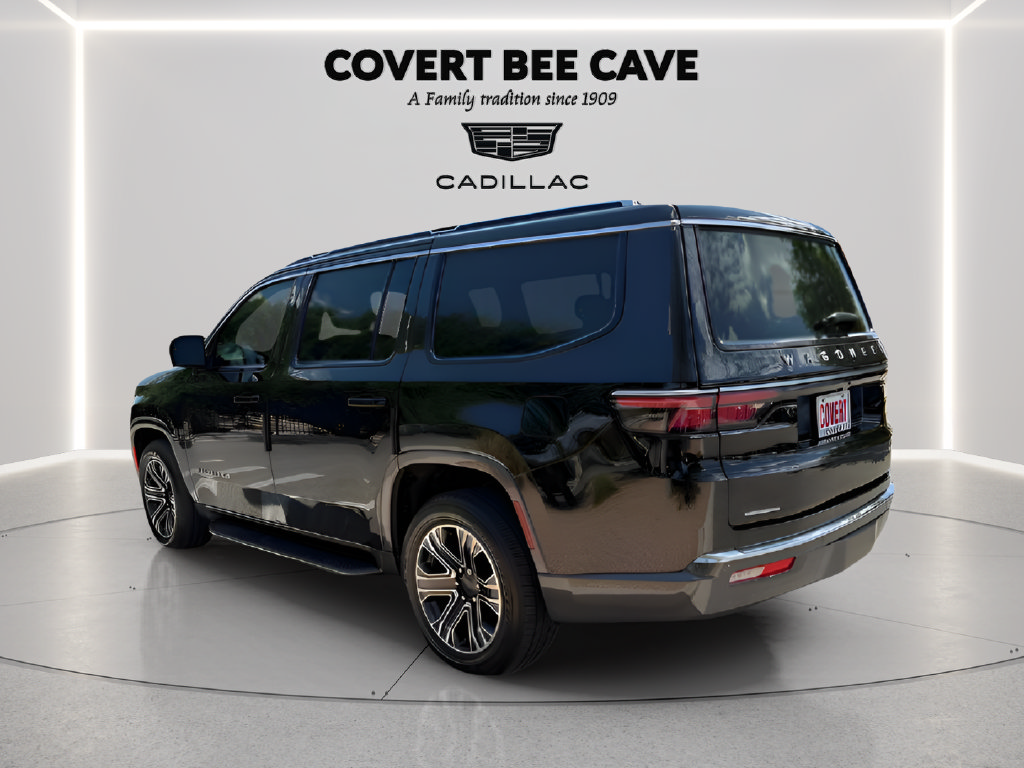 Used 2022 Jeep Wagoneer Series III w/ Flexible Seating Group AWD/4WD image 11