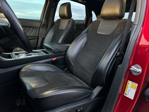 Used 2022 Ford Edge ST w/ Equipment Group 401A image 21