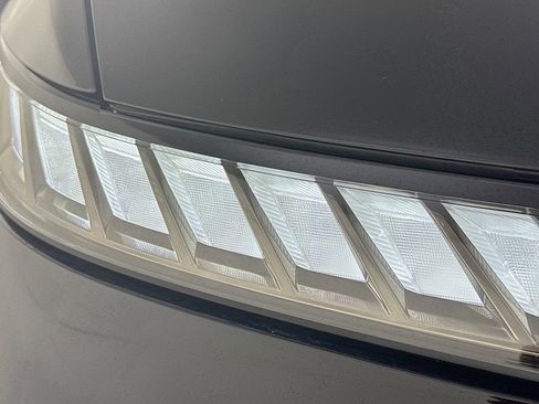 Used 2025 INFINITI QX80 Luxe image 39