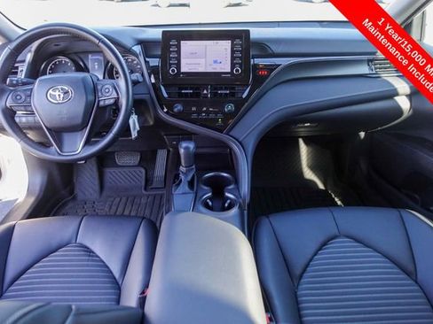 Certified 2021 Toyota Camry SE image 4