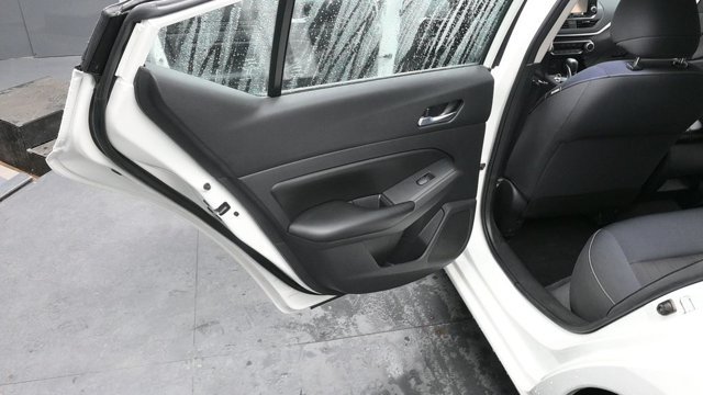 Used 2021 Nissan Altima 2.5 S FWD image 16